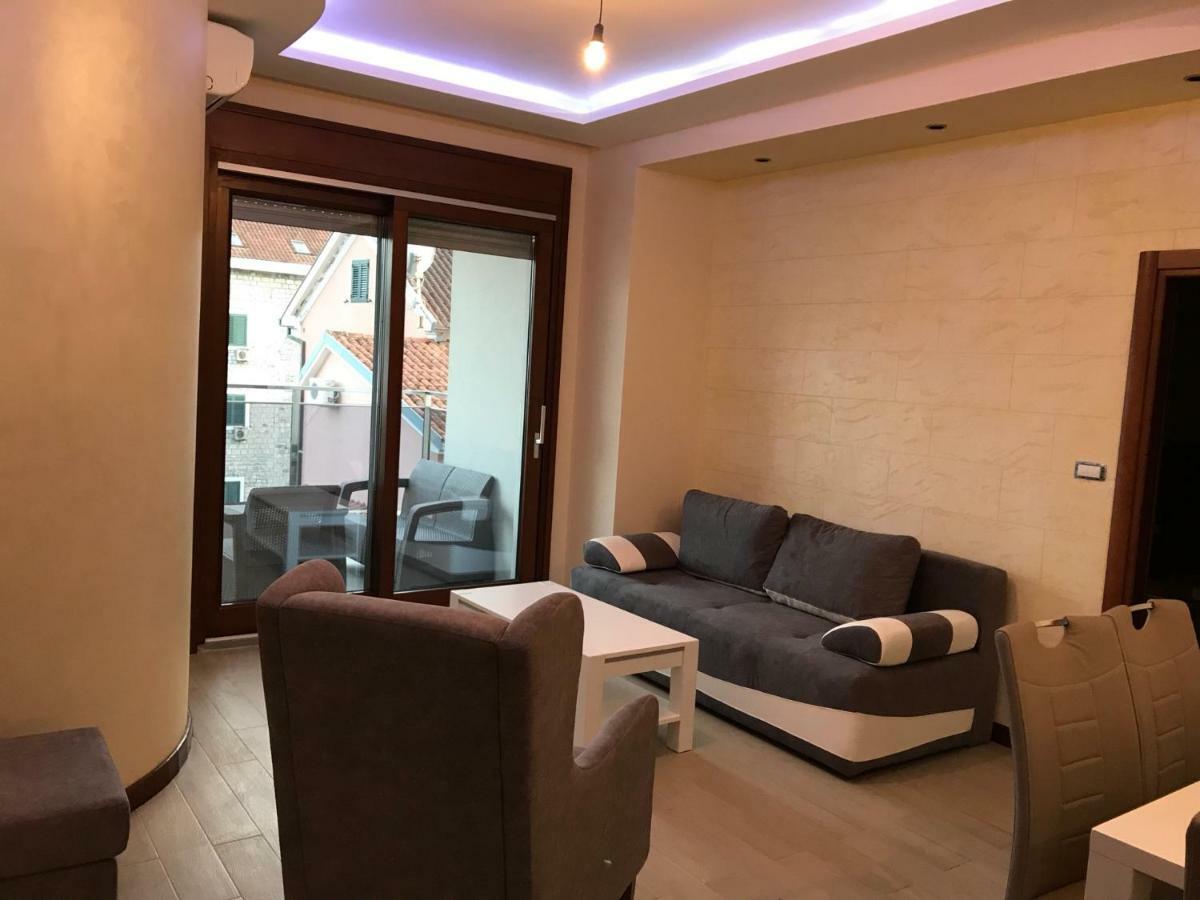 Apartments Admiral Herceg Novi Bagian luar foto